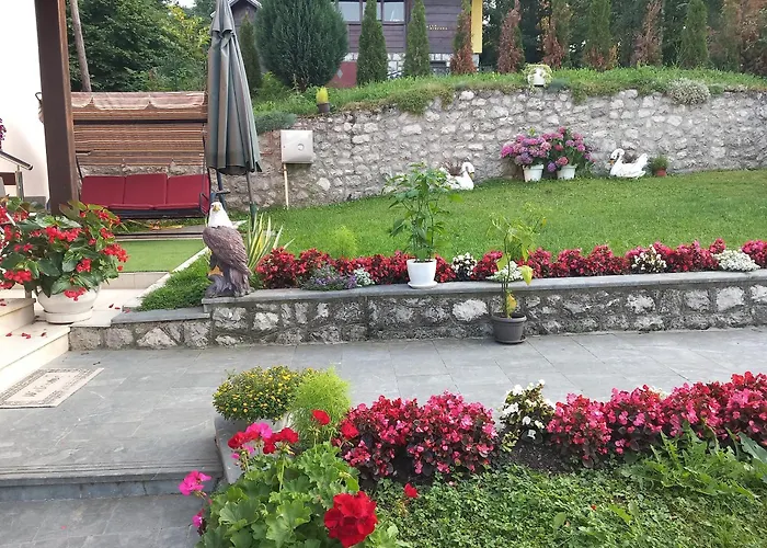 Vihor Апартаменты *